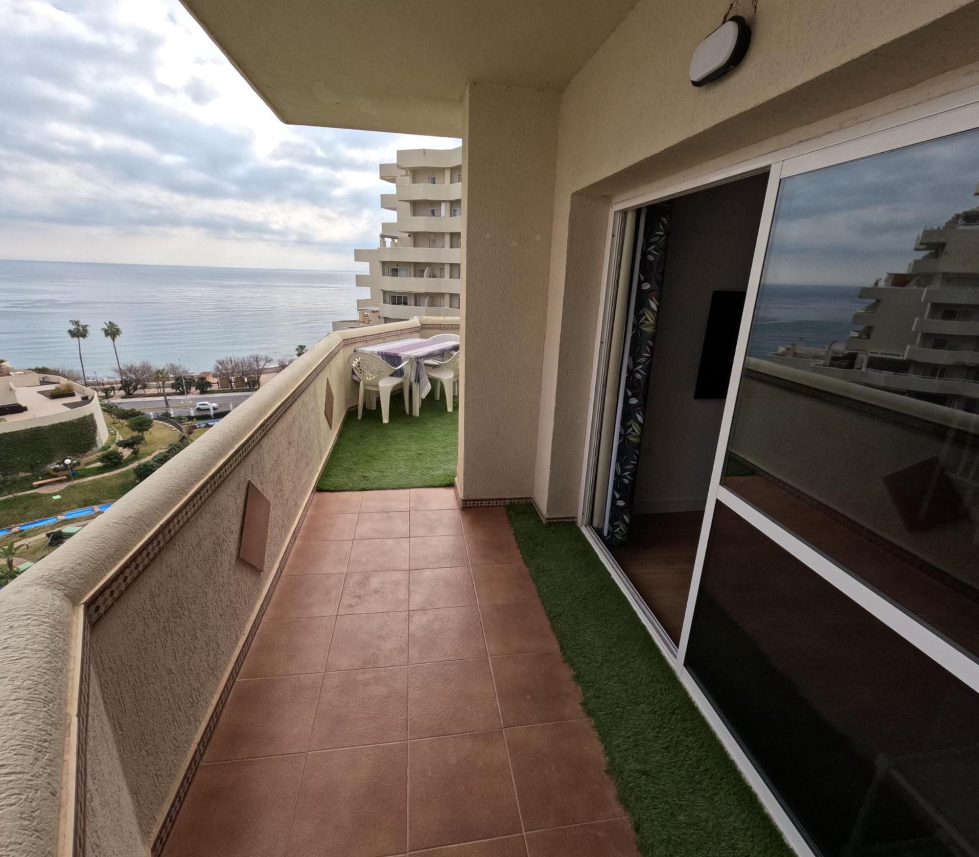 Benalbeach. Espectacular Terraza, Vistas Al Mar. Benalmádena Buitenkant foto