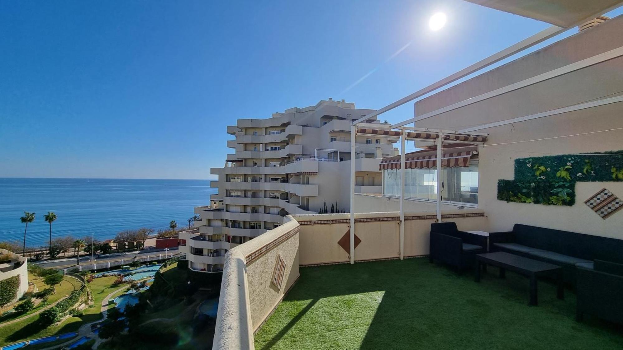 Benalbeach. Espectacular Terraza, Vistas Al Mar. Benalmádena Buitenkant foto